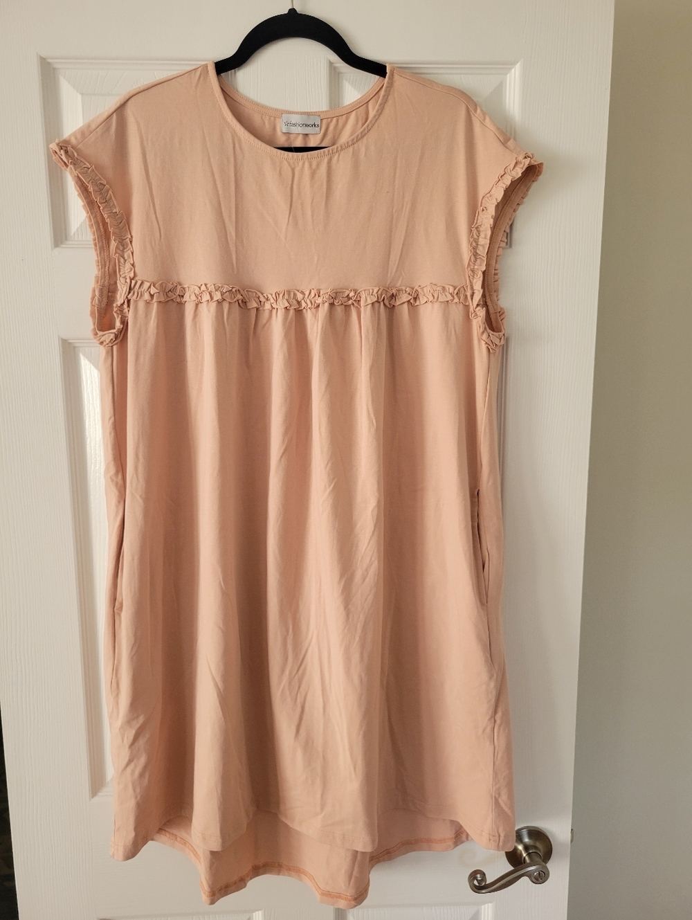 Womens Size L Soft Peach Ruffle Trim Swing Dress